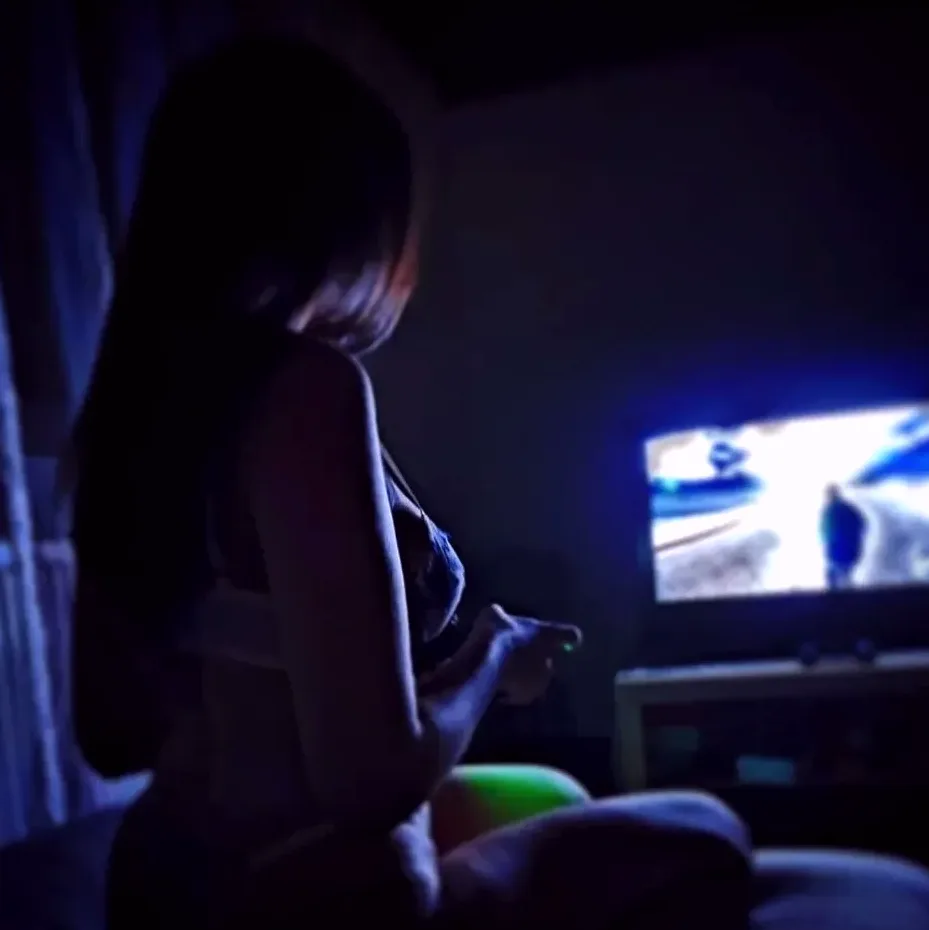 Carina, 25
