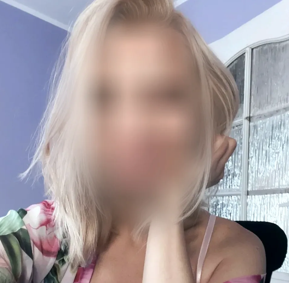 Dilara, 31