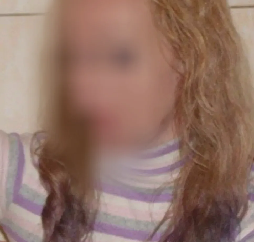 Hanna, 24