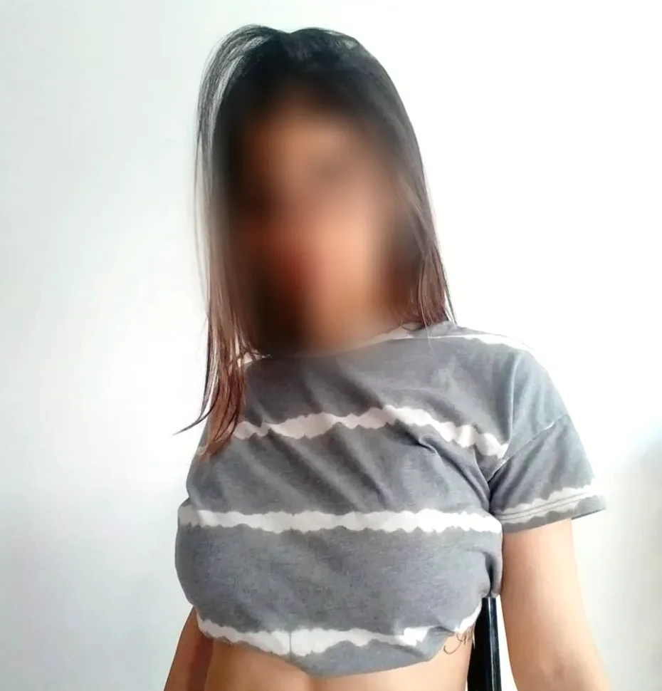 Hannah, 23
