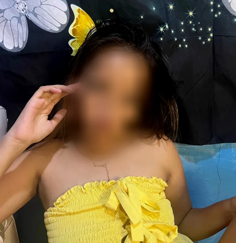 Ida, 25